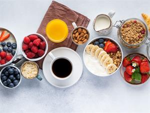 Shutterstock_1727865178_breakfast_brokastis.jpg