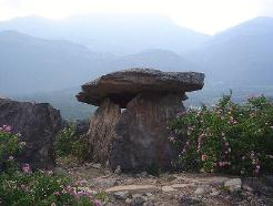 dolmens1.jpg