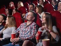 Shutterstock_670438846_cinema customers_kino apmeklētāji.jpg