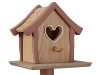 Shutterstock_2426907937_bird house_putnu mājiņa.jpg