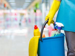 Shutterstock_752459383_cleaner_apkopēja.jpg
