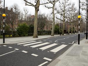 crossing_shutterstock_384286672.jpg