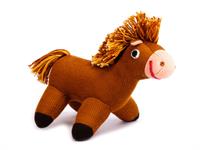 Shutterstock_582244339_toy horse_spēļu zirgs.jpg