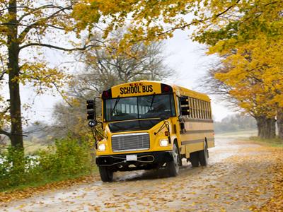 Shutterstock_129154415_school bus_skolas autobuss.jpg