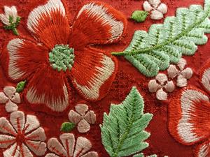 Shutterstock_2505210199_embroidery_izšuvums.jpg