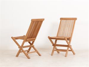 shutterstock_2496761065_chairs_krēsli.jpg