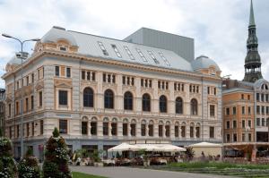 t_kr_teatris_00_maz.jpg
