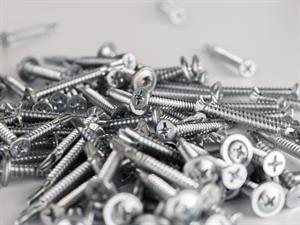 Shutterstock_2181616407_screws_skrūves.jpg