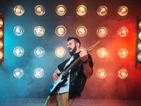 Shutterstock_621595916_musican_muzikants.jpg