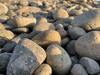 shutterstock_2383719939_rocks_akmeņi.jpg