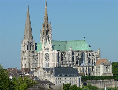 Notre_Dame_de_Chartres.jpg
