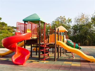 Shutterstock_94057018_kids playground_bērnu rotaļu laukums.jpg