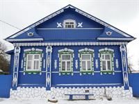 Shutterstock_1603459117_traditional russian house_tradicionāla krievu māja.jpg