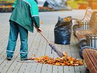 Shutterstock_2199441821_janitor_sētnieks.jpg