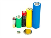 Shutterstock_1325741510_batteries_batarejas.jpg