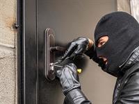 Shutterstock_2006826023_burglar_laupītājs.jpg