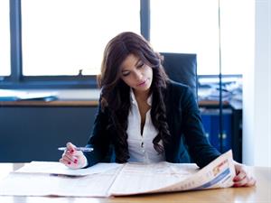 Shutterstock_136696271_businesswoman_biznesmene.jpg