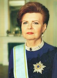 bij-freiberga.jpg
