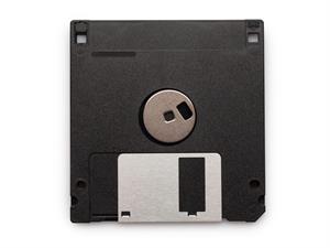 Shutterstock_1861199119_diskette_diskete.jpg