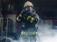 Shutterstock_1936861603_fireman_ugunsdzēsējs.jpg