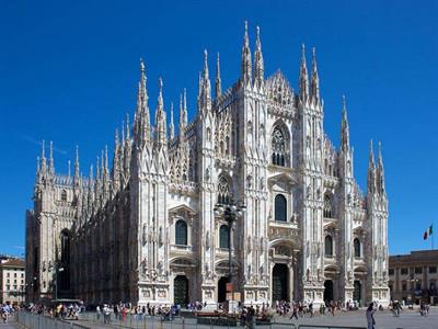 Gothic_Architecture_Milan_resize_md.jpg